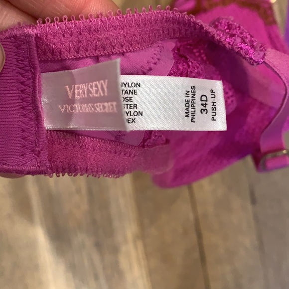 Gorgeous EUC Victoria’s Secret 34D Very Sexy Bra - Picture 3 of 4